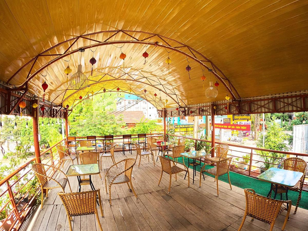 Hoang Anh Hostel Meo Vac Exterior foto